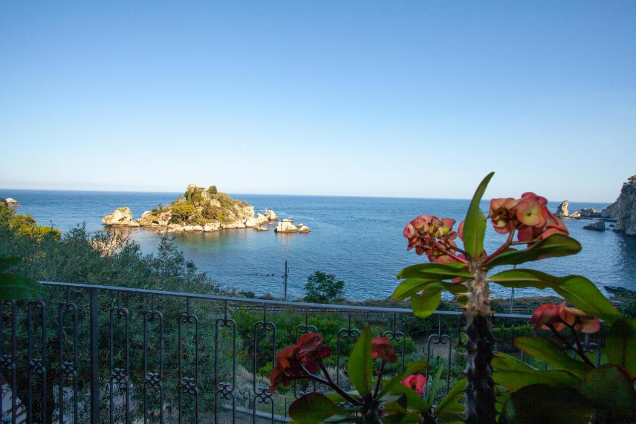 Isola Bella - Rooms Il Pescatore タオルミーナ エクステリア 写真