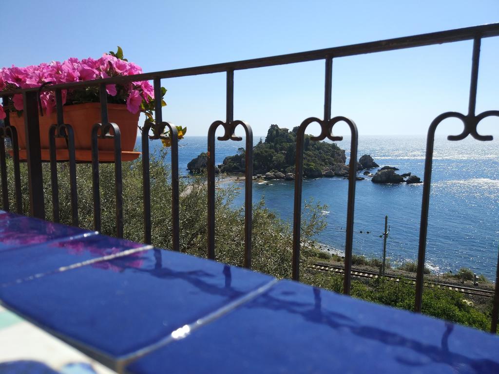 Isola Bella - Rooms Il Pescatore タオルミーナ エクステリア 写真